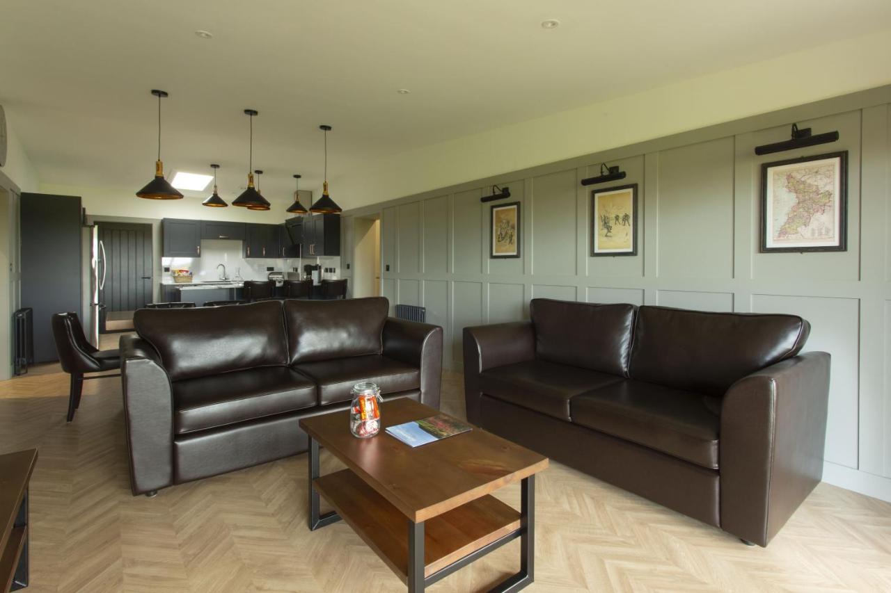 Dundonald Links Hotel Dreghorn Buitenkant foto